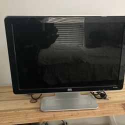 HP 20” Flat Screen Monitor And HP Wireless Key Board 