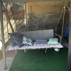 Out Door Swing 