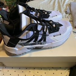 Jordan’s size 10 men’s