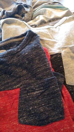 2 Old Navy shirts size 14/16