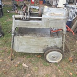  RIDGID Model No. 535 Threading Machine. 