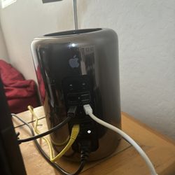 Late 2013 Macpro For Sale Or Trade For AT&T iPad 