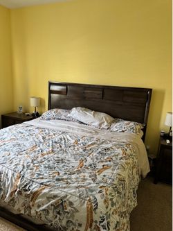 King Size 5-Piece Bedroom Set – City Furniture