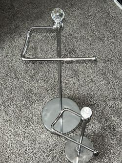 Toliet Paper Holder And Hand Toweled Holder