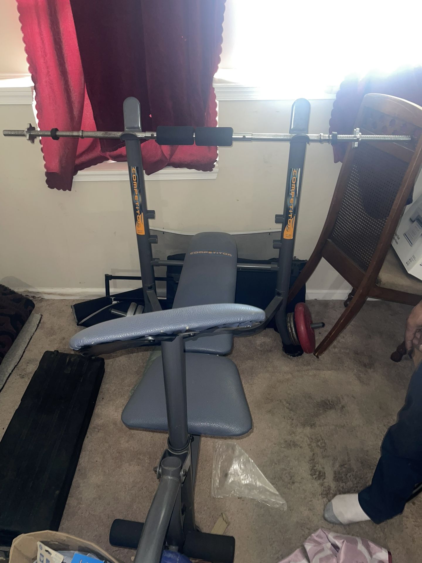 Weight Set And Bench Make An Offer! 😁😎👍🏽