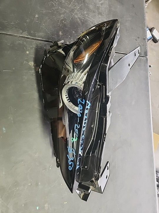 Mazda CX30 CX-30 Passenger Right Side Headlight 2020 2021 2022 2023 Part $350