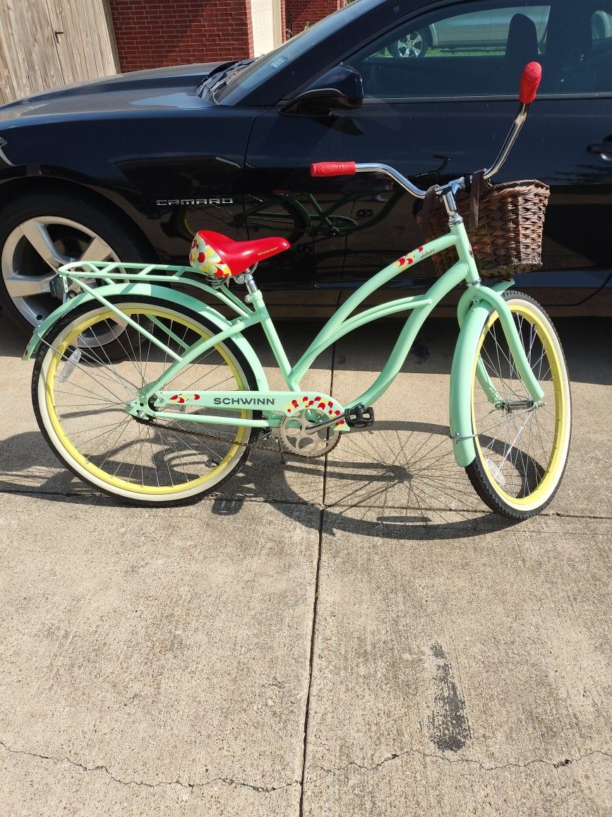 Schwinn 26 Inch Delmar beach cruiser