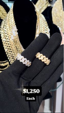10K Natural Diamonds Cuban Ring