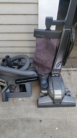 Kirby G4 vacuum and attachments