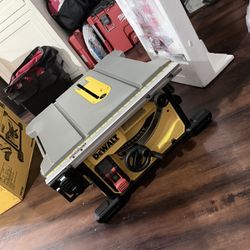 Dewalt Table Saw