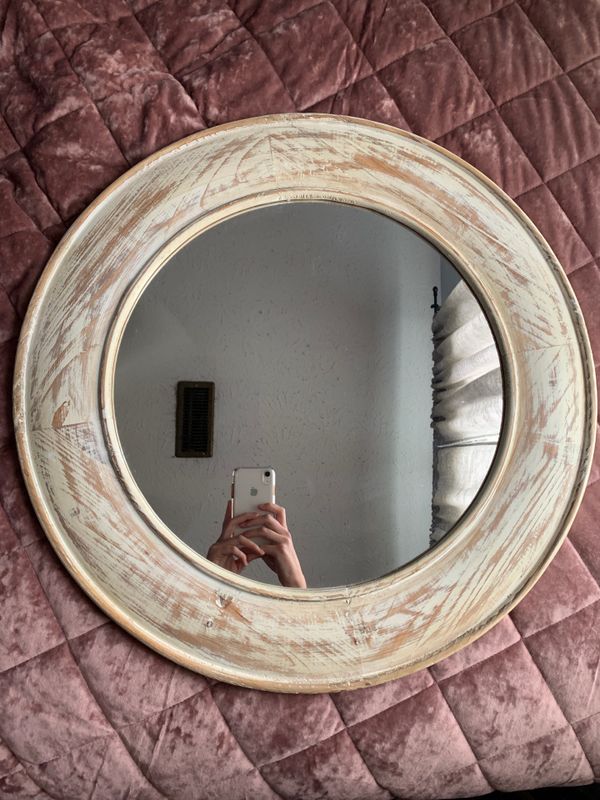 Small hanging mirror for Sale in Hampton, VA - OfferUp