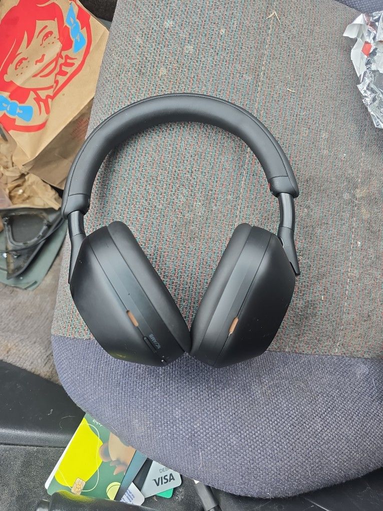 Sony Wh-1000xm5 