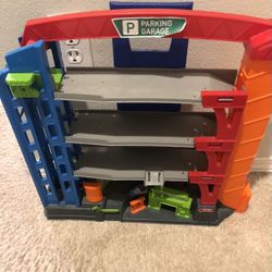 Kid Connection 3-Level Light & Sound Garage Hot Wheels  Only