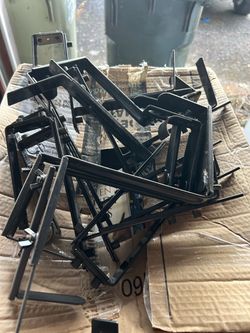 Plant porch brackets