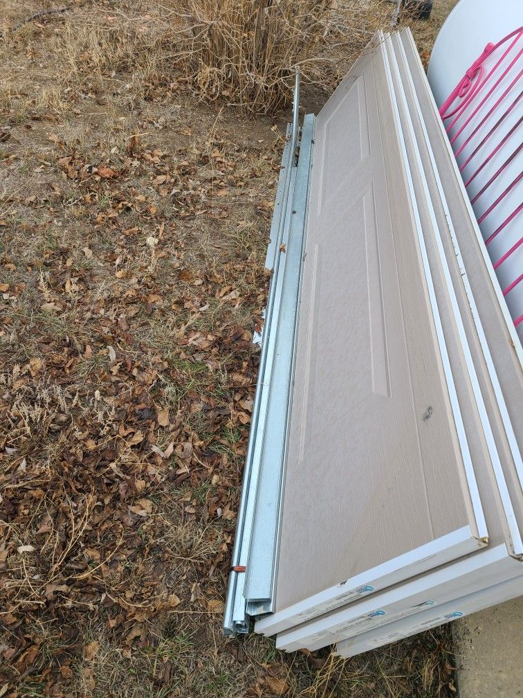 10 ft Garage Door