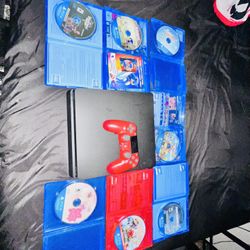 PS4 Slim Bundle – 2 Controllers + 7 Games – Works Great