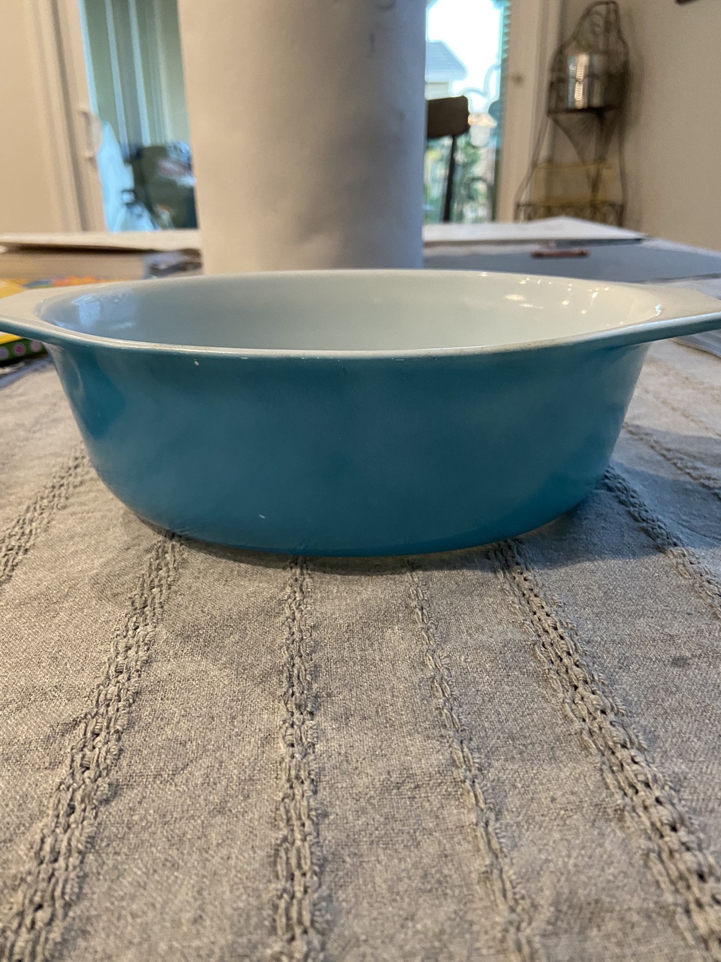 Vintage Pyrex Blue Horizon Casserole Dish 1.5 Qt  -with Lid