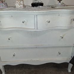 Gorgeous vintage antique dresser