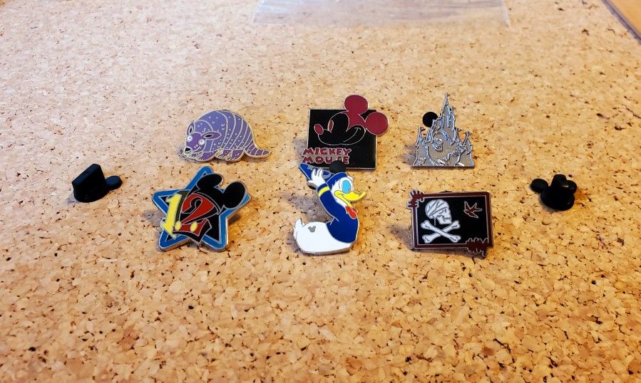 Lot Of Disney Trading Pins. Lot 132