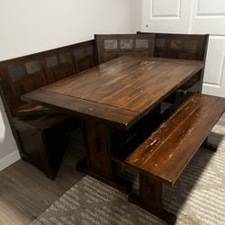 Kitchen Table small space w/storage
