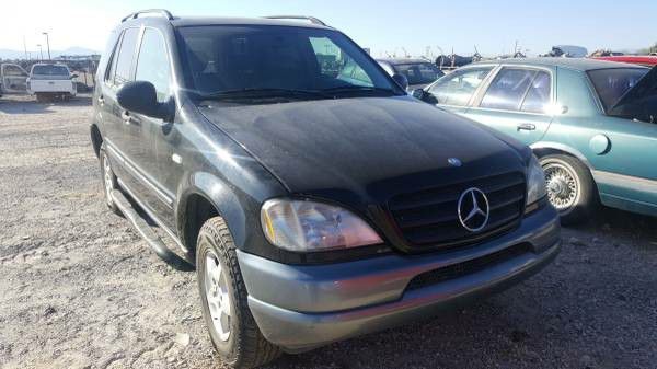1999 Mercedes ML320 for Parts 047125