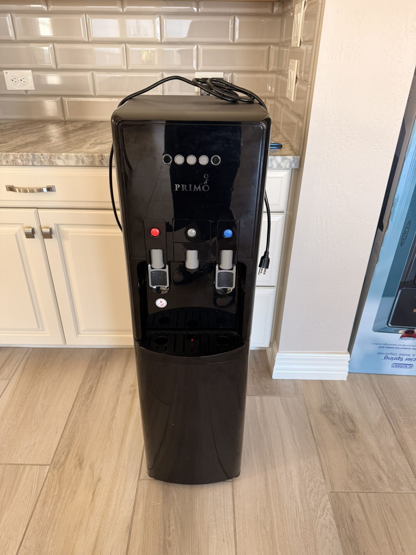 🚨 Needs Repair 🚨 Primo Water dispenser Both Hot And Cold And Keurig Attachment. 