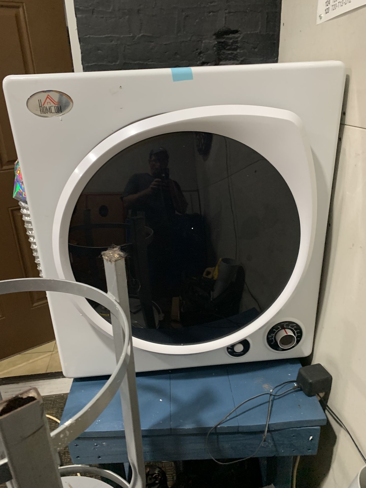 Hom Com 13lb Apartment Dryer (has Small Dent)