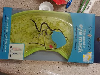 Therapeutic eye mask