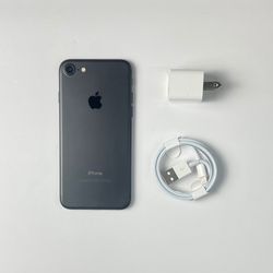 Apple iPhone 7 – 32GB – Unlocked