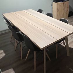 Kitchen Table W Chairs 