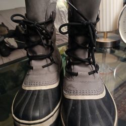 Sorely Women's SIZE 7 Insulated Winter Boots