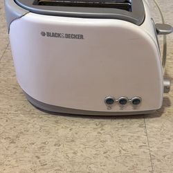 Black Decker Toaster (2 Slice, White)