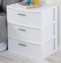 Plastic drawer