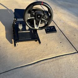 PS5 racing steering wheel with stand