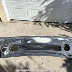 Yukon Denali Front bumper 2001-2006