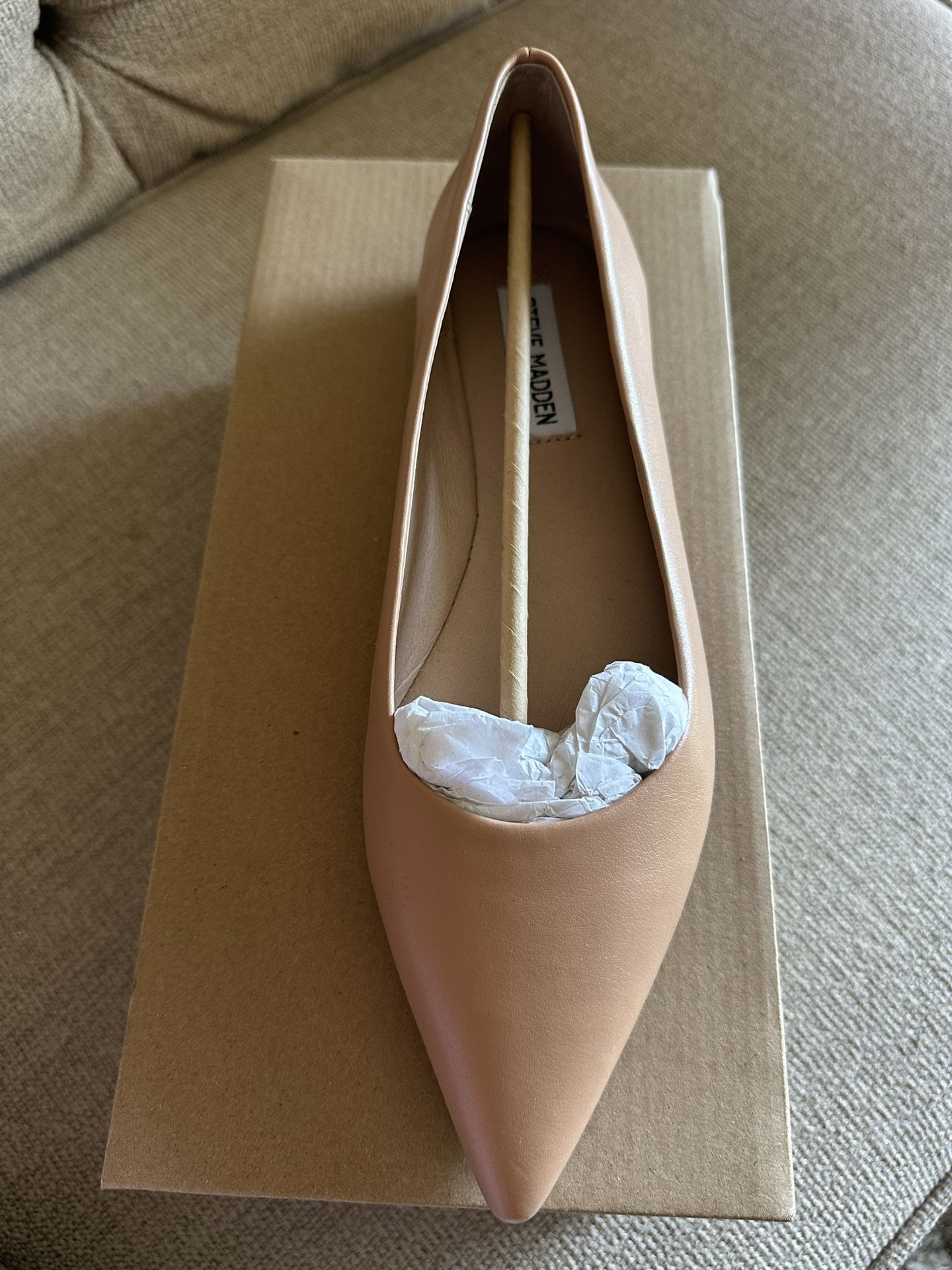 Steve Madden Pointed Toe Flat Shoe