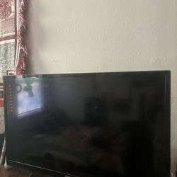 32 Inch Element Tv In Great Condition