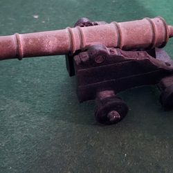 Cast Iron Garrison Cannon, #574, Penncraft, Mt. Penn, PA, c. 1970s