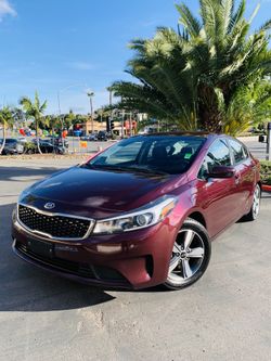 2018 Kia Forte LX * Low miles *