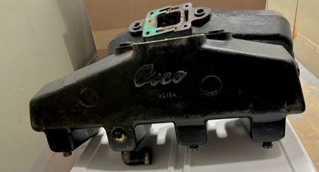 Mercury 7.4 exhaust manifolds. 