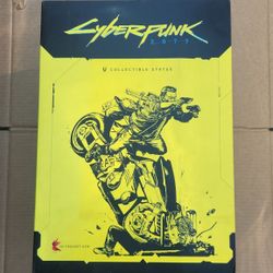 Cyberpunk V Collectible Statue 