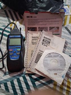 Digital can OBD2 code reader