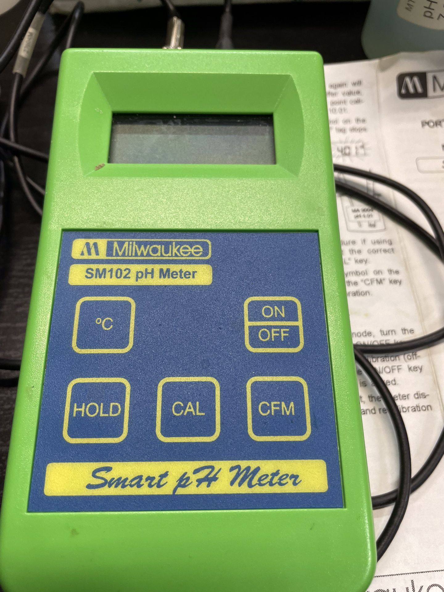 Milwaukee SM102 PH Meter with Temp Probe