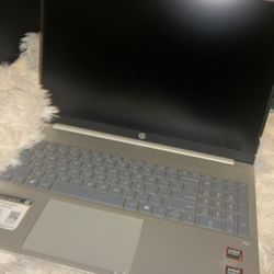 HP Omnibook 5: Ryzen AI 7 350, 16" 2K 1920x1200 Display, 16GB DDR5, 512GB SSD