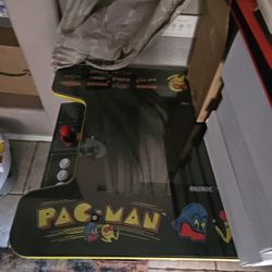 Pacman Side By Side 
