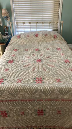 Vintage Chenille Fringe Bedspread