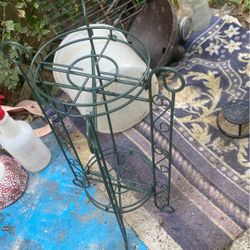 Small Businesses Lant Stand Place For 2 Plants 