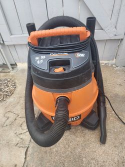 Ridgid 14 Gallon 6.0 Peak Wet/Dry Shop Vacuum