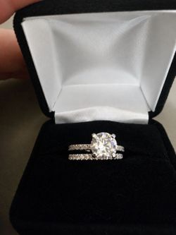 Moissanite Engagement Ring & Wedding Band Set – Size 7.5
