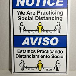 English/ Spanish NOTICE: WE ARE PRACTICING SOCIAL DISTANCING. Vinyl Sign Decal